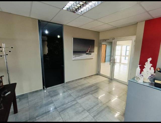 BUSINESS PROPERTY TO RENT IN STRUBENSVALLEI